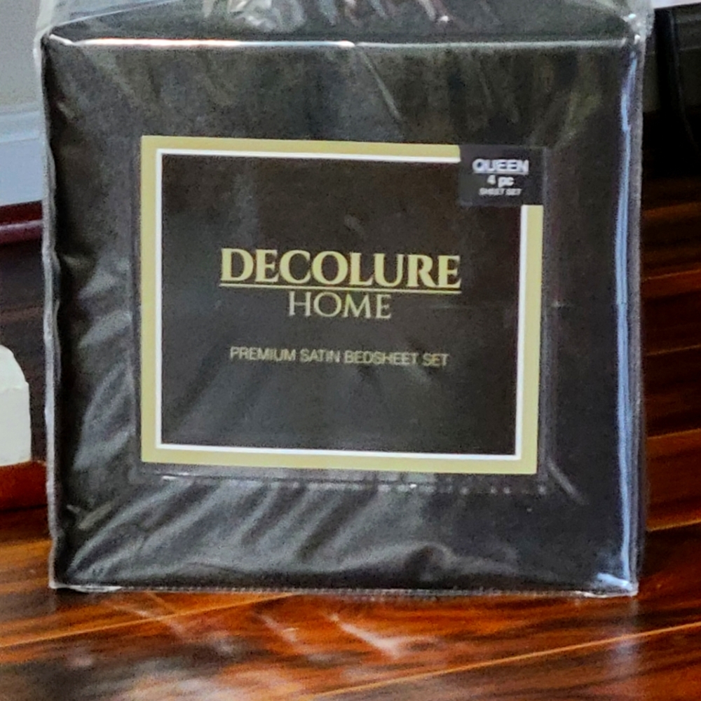 Queen size satin sheets